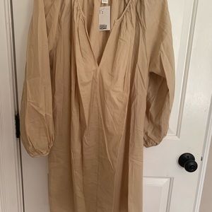 H&M light weight dress